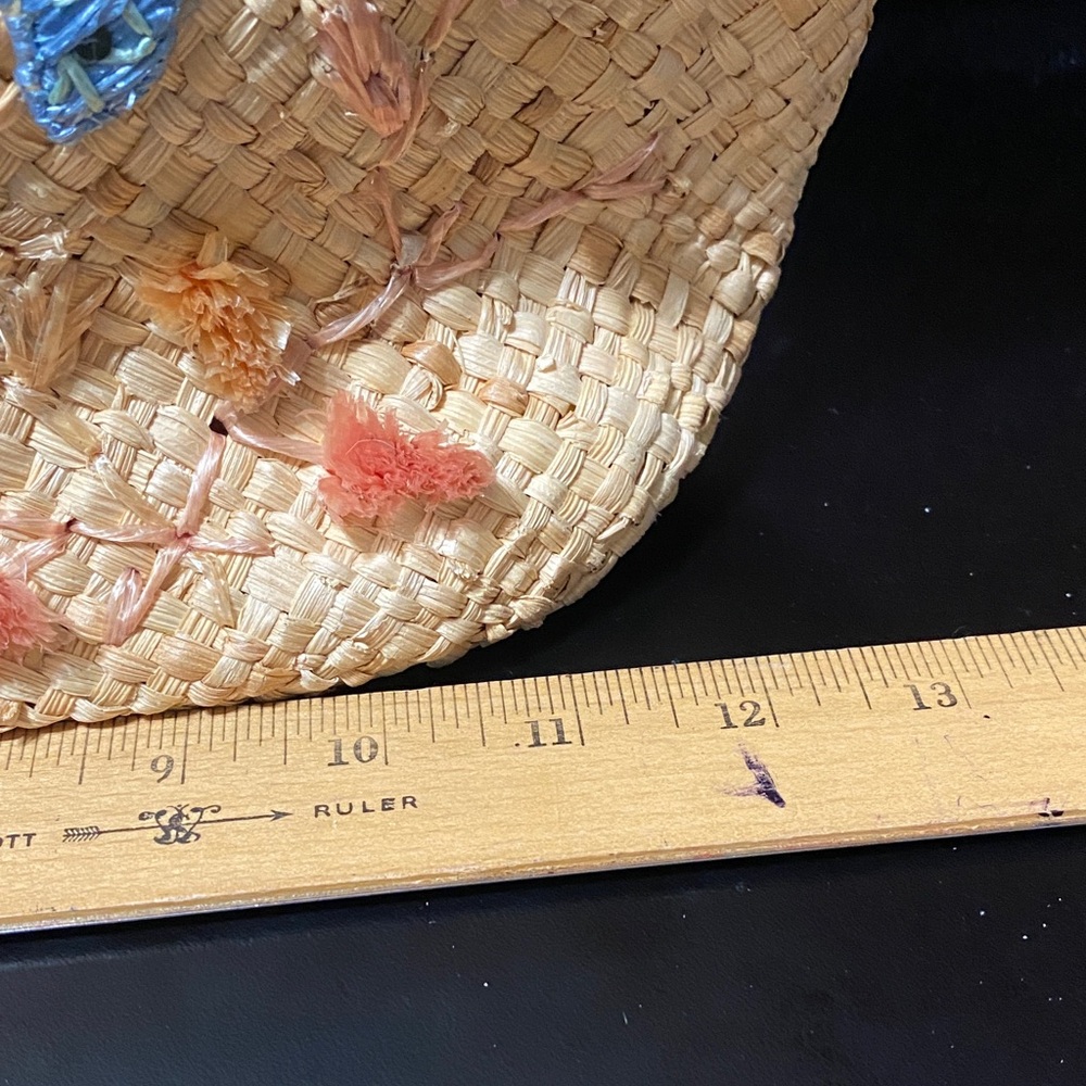 Vintage Straw Tote with Blue Turtle Design bag - Picture 2 of 16